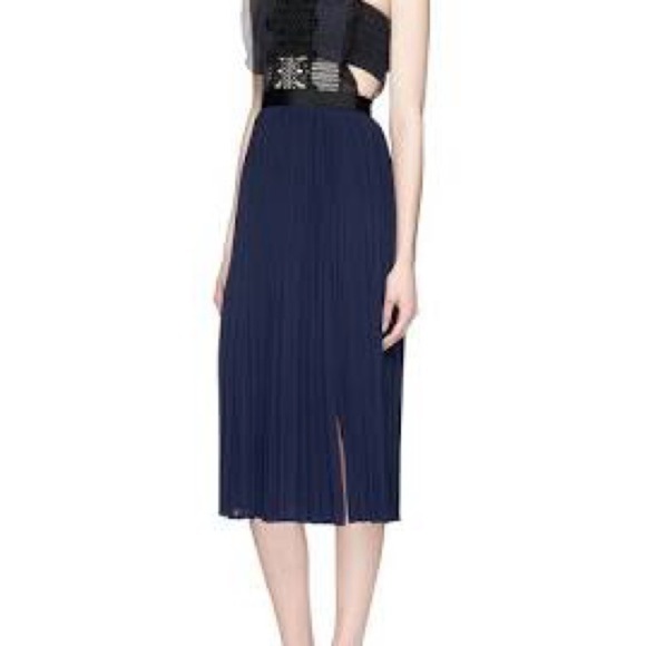 Self-Portrait Navy Lace Midi Dress - Picture 3 of 11